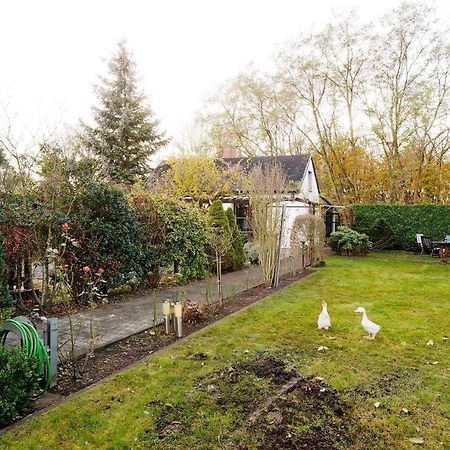 Cottage Near Centrum, Paradise ベルリン エクステリア 写真